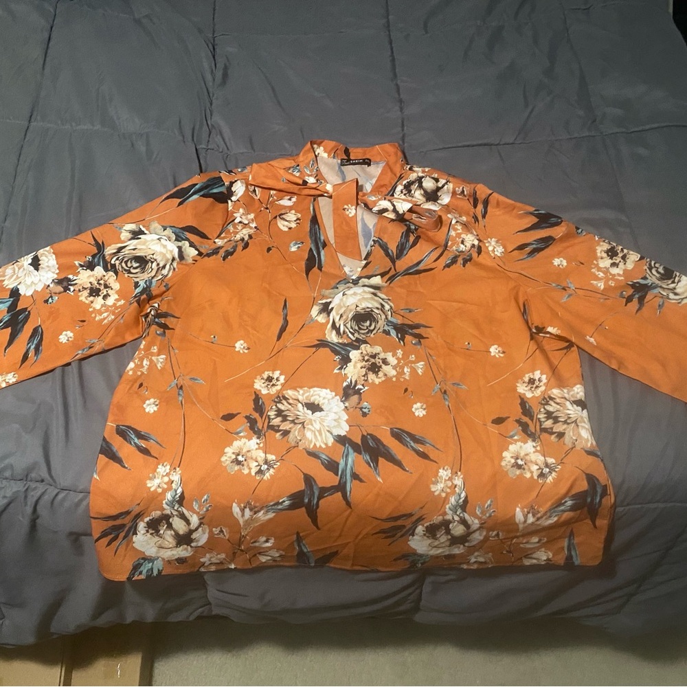 Long sleeve floral blouse
